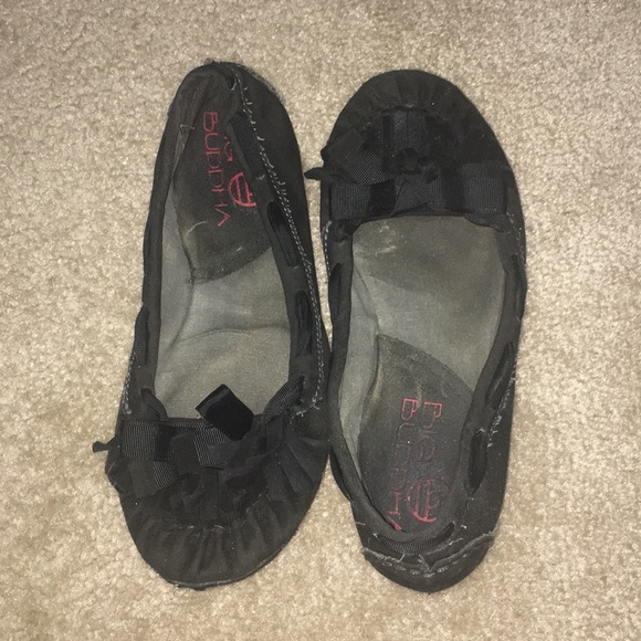 black flats with bow on top